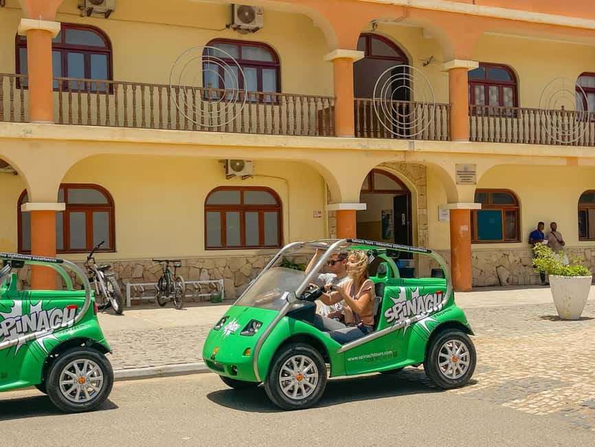 imagem n.1 de Ilha do Sal: Excursão guiada de 2 horas num carro falante atividade em Sal, carregada pelo fornecedor