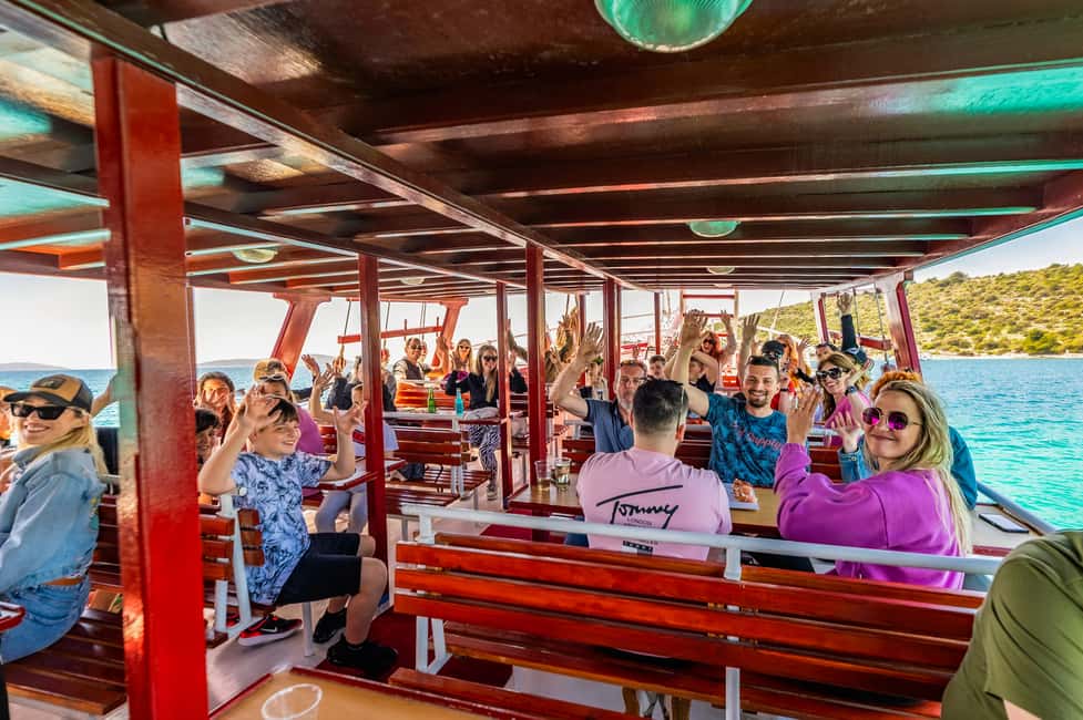 billede nr.11 af aktiviteten Split: All-inclusive 3 øer og krydstogt i den blå lagune i Dalmatien, uploadet af udbyder