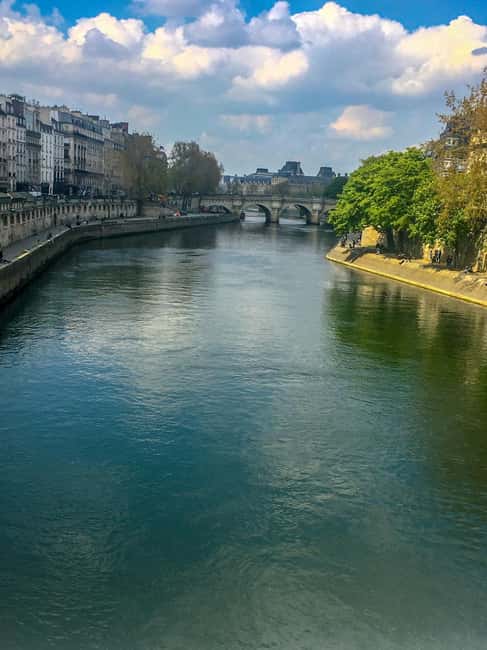Image N°9 de Paris : Visite à pied des extérieurs de Notre-Dame et de l'île de la Cité activité à Paris, publiée par le prestataire