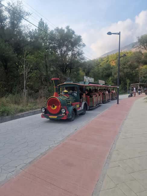 billede nr.12 af aktiviteten Sarande: Blue Eye Spring og Lekursi Castle Sunset Tour i Muzinë, uploadet af udbyder