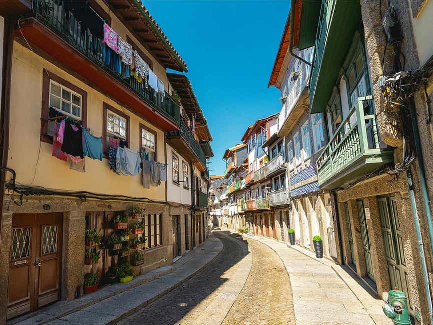 image n.24 of From Porto: Braga and Guimarães Day Trip with Lunch activity in Guimaraes, uploaded by supplier