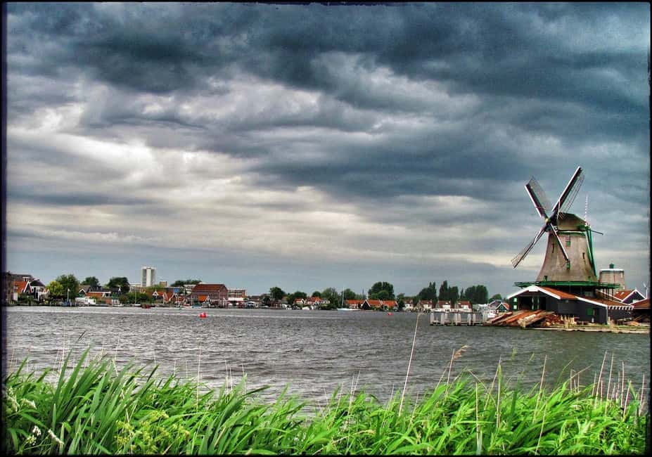 Bild Nr. 11 von Amsterdam: Zaanse Schans, Den Haag & Rotterdam Tour Aktivität in Rotterdam, hochgeladen vom Anbieter