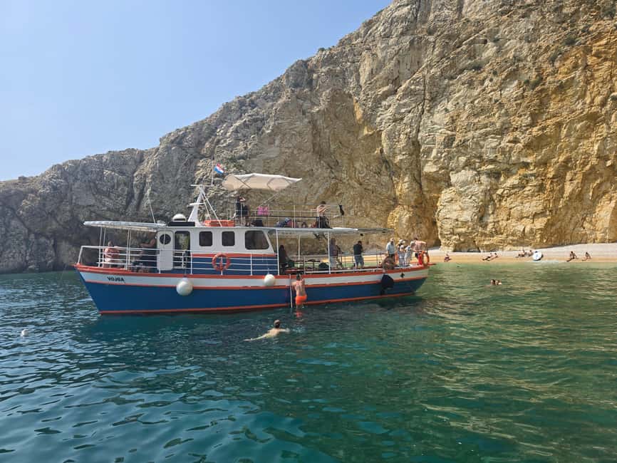 Immagine nº 19 di Krk: Crociera sulla spiaggia dorata e la grotta blu con drink di benvenuto attività a Contea di Zagabria, caricata dal fornitore