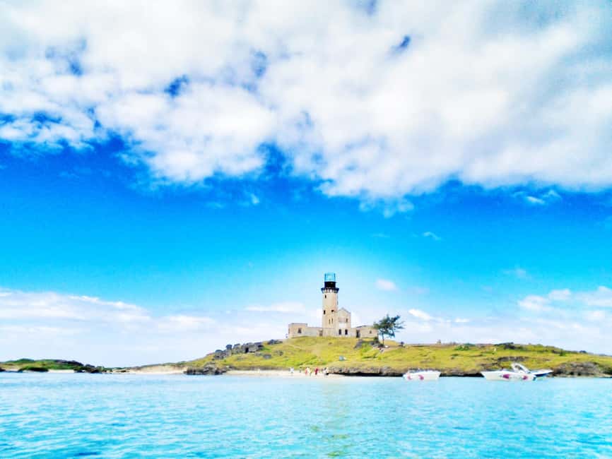 image n.1 of 5 Islands Trip inc. Ile aux Cerfs, Lunch, Drinks & Transport activity in Mauritius, uploaded by supplier