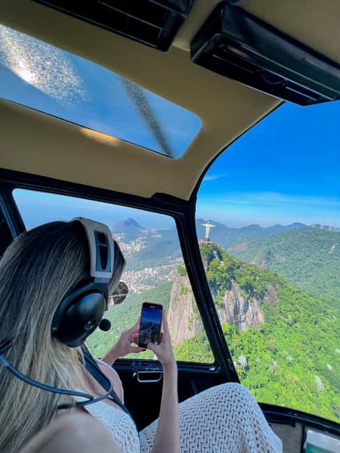image n.4 of Rio de Janeiro: Helicopter Flight Christ the Redeemer 30 min activity in Rio de Janeiro, uploaded by supplier
