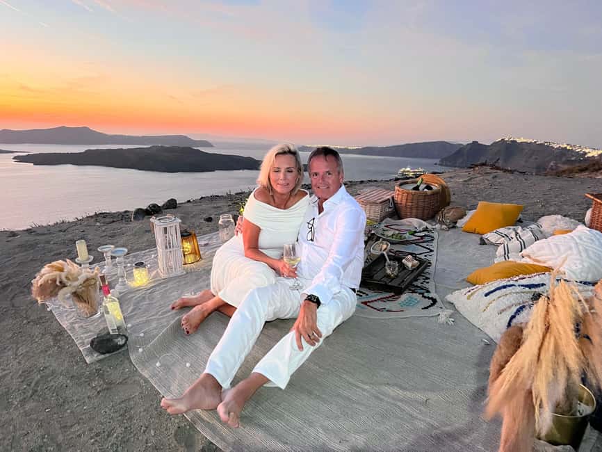 image n.11 of Uncrowded Santorini Sunset PicNic activity in Fira, uploaded by supplier