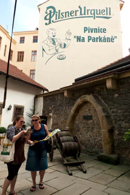 Immagine nº 4 di Visita combinata del birrificio Pilsner e della fabbrica di vetro Nizbor attività a Praga, caricata dal fornitore
