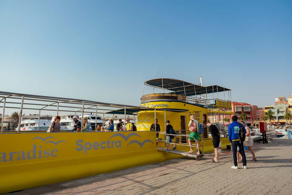 bild nr.1 av Hurghada: Halvubåttur med snorkling och transfer aktivitet i Red Sea Governorate, uppladdad av arrangören