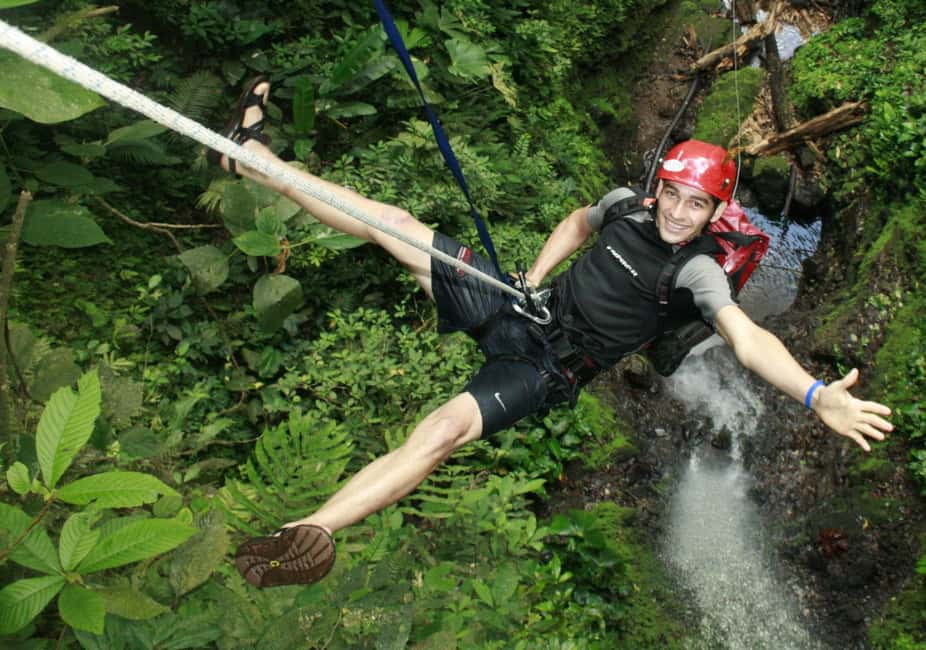 bild nr.3 av Vulkanen Arenal: Lost Canyon Canyoneering äventyr aktivitet i Alajuelaprovinsen, uppladdad av arrangören