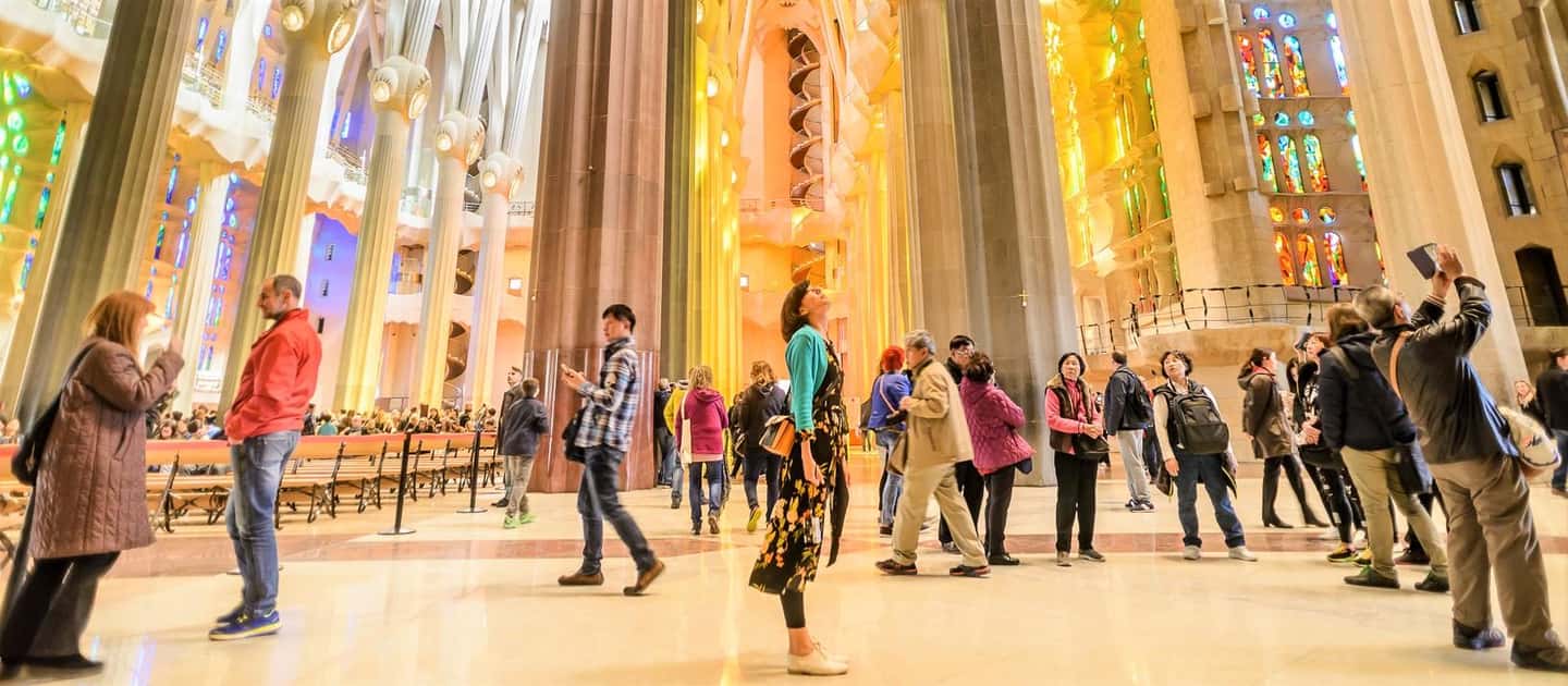 image n.3 of Sagrada Familia with Official Guide & Fast-Track Entry activity in Barcelona, uploaded by supplier
