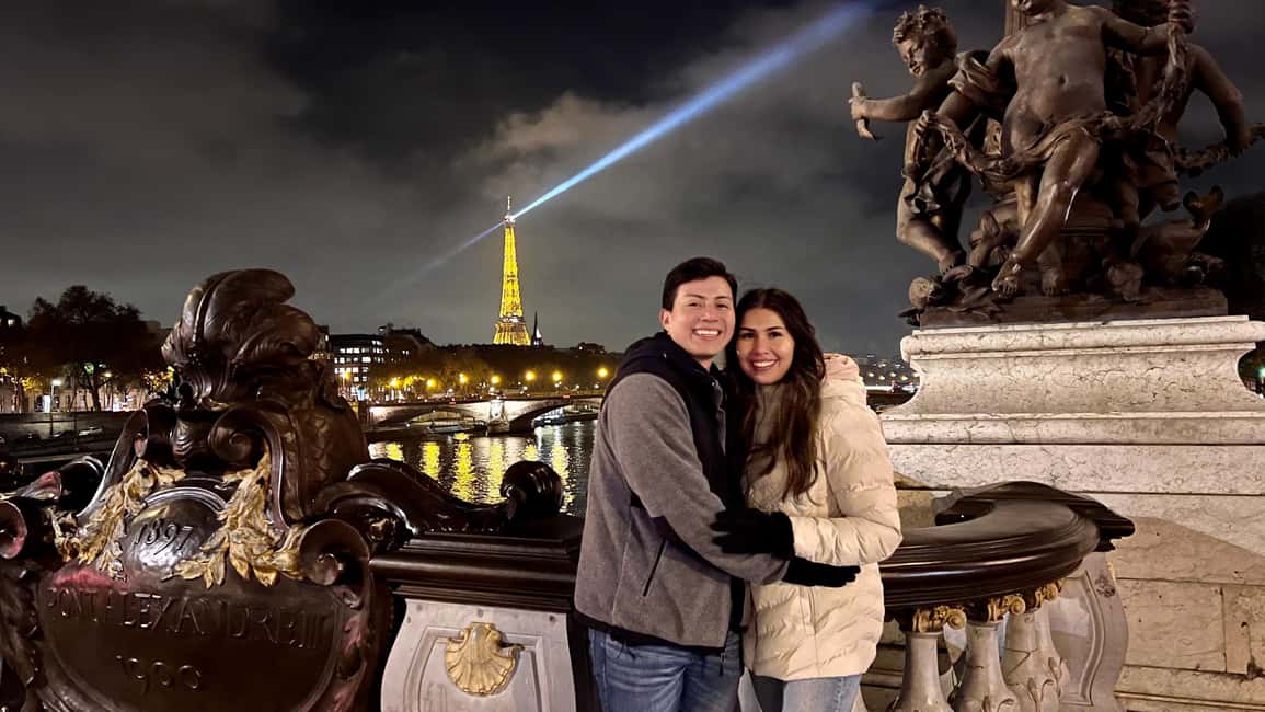 Image N°19 de Paris : Tour Eiffel et visite nocturne de Notre-Dame en E-Bike activité à Paris, publiée par le prestataire