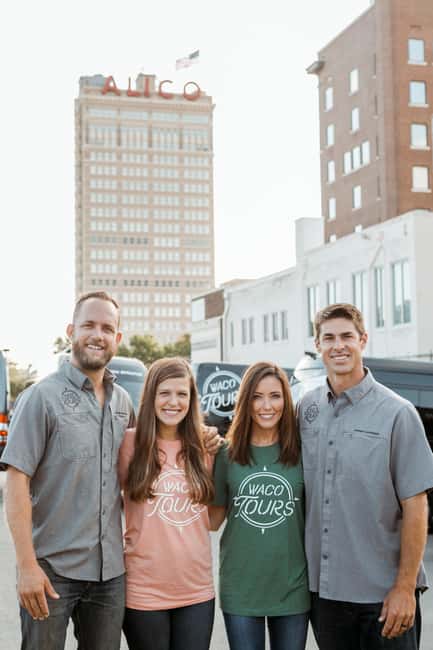 image n.1 of Waco: Fixer Upper Highlights and City Tour by Van activity in Waco, uploaded by supplier