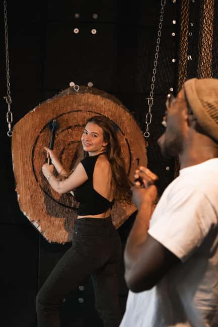image n.7 of AXE THROWING & CRAFT BEER EXPERIENCE IN COLOGNE activity in Cologne, uploaded by supplier