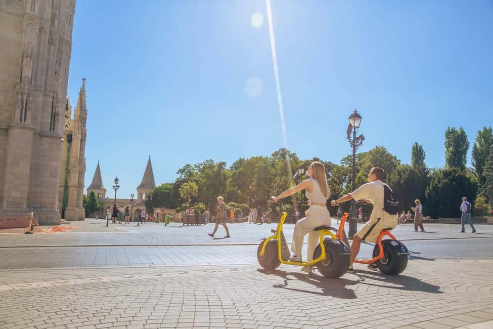 Image N°8 de Budapest : visites en petit groupe en scooter électrique MonsteRoller activité à Budapest, publiée par le prestataire