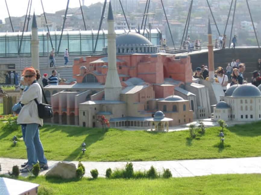 Immagine nº 3 di Tour del Corno d'Oro, Eyüp, Miniatürk e Pierre Loti di Istanbul attività a Istanbul, caricata dal fornitore