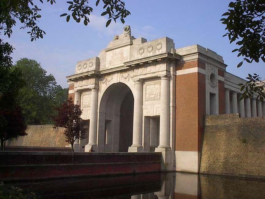 afbeelding n.3 van Vanuit Brugge: Minibus met lunch door de grote oorlog in Flanders Fields activiteit in Ieper, geüpload door aanbieder