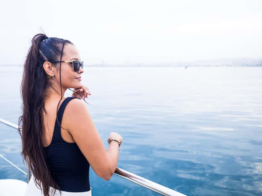 imagen n.º 20 de Málaga: Crucero en Catamarán a Vela con Baño y DJ Opcional actividad en Málaga, subida por el proveedor