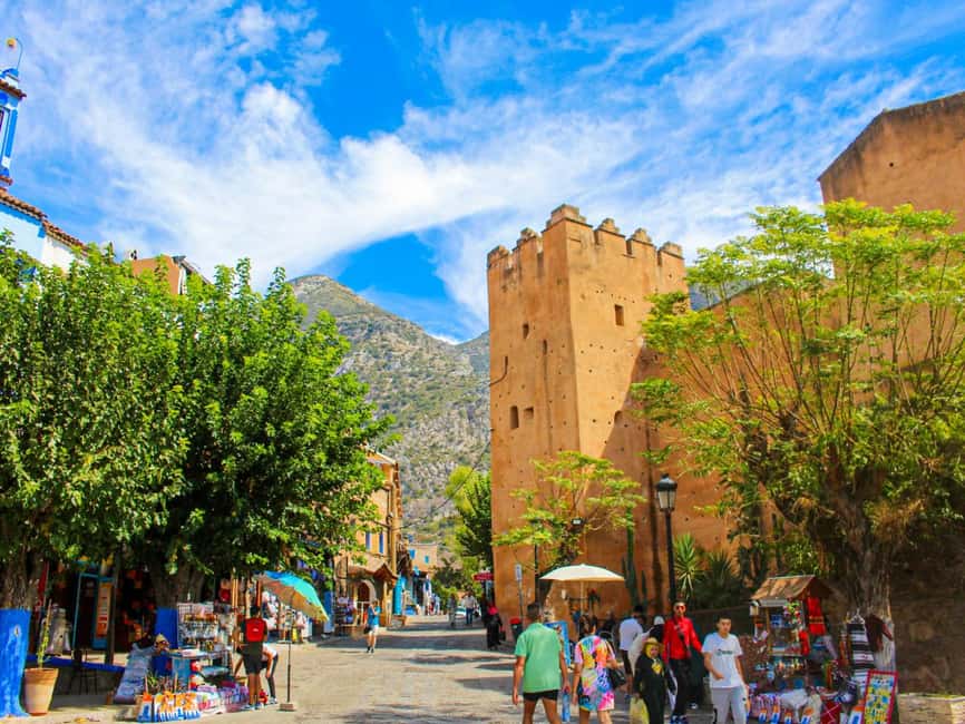 imagen n.º 11 de Desde Tánger: Excursión de un día a Chefchaouen y las Cascadas de Akchour actividad en Chauen, subida por el proveedor
