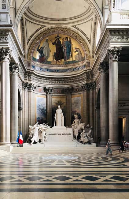 Image N°17 de Paris : L'extérieur de Notre-Dame, la visite du quartier latin et le Panthéon activité à Paris, publiée par le prestataire