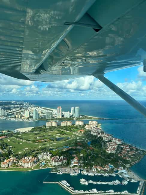 image n.15 of Miami Beach: South Beach Private Airplane Tour with Drinks activity in Miami, uploaded by supplier