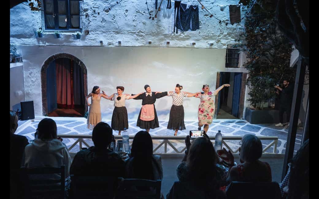 image n.11 of Santorini: The Greek Wedding Show activity in Fira, uploaded by supplier