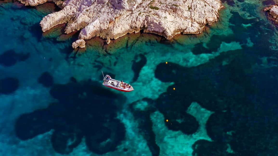 image n.8 of From Marseille: Iconic Calanques Boat Tour with Swimming activity in South of France, uploaded by supplier