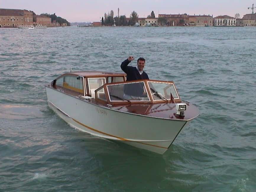 Bild Nr. 1 von Venedig: Wassertaxi Transfer Lido Santa Maria Elisabetta Aktivität in Venedig, hochgeladen vom Anbieter