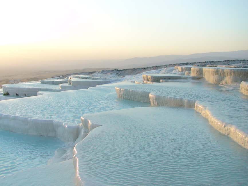 Pamukkale içindeki Antalya: Tam Günlük Pamukkale ve Hierapolis Turu & Öğle Yemeği etkinliğinin tedarikçi tarafından yüklenen 6 no'lu görseli