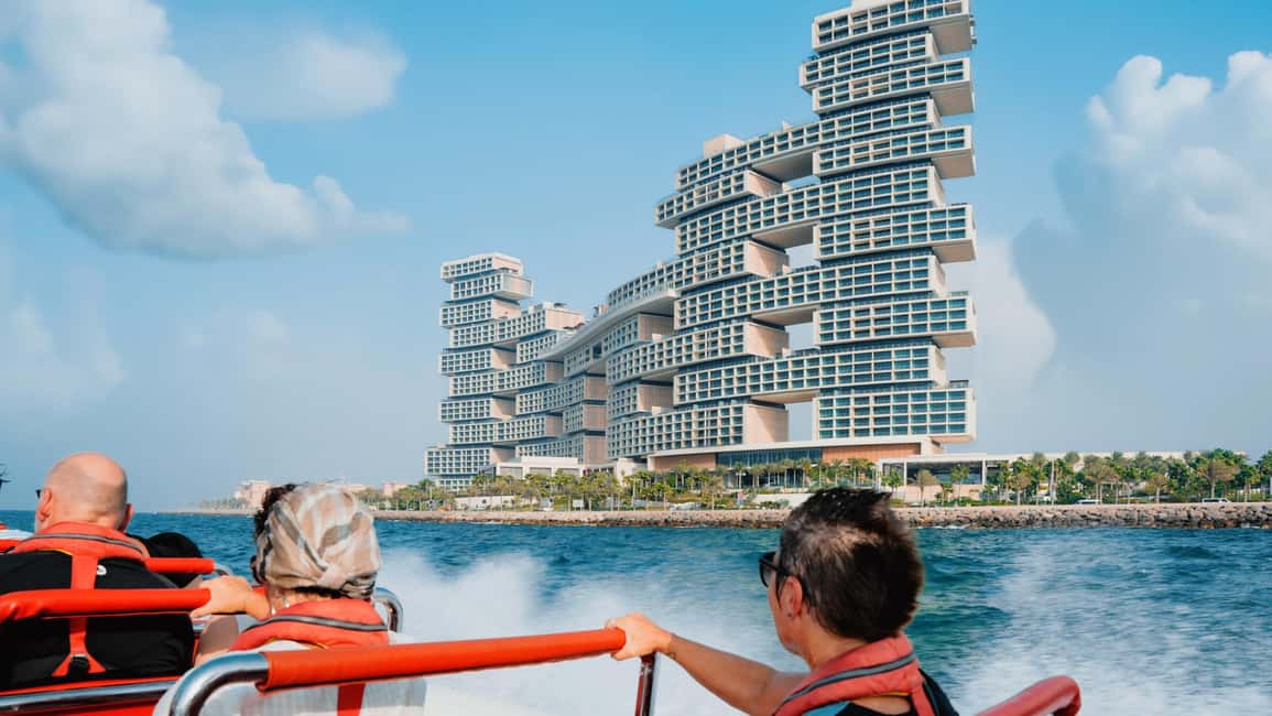 Bild Nr. 12 von Dubai: Marina, Atlantis, Palm & Burj Al Arab Speedboat Tour Aktivität in Dubai, hochgeladen vom Anbieter