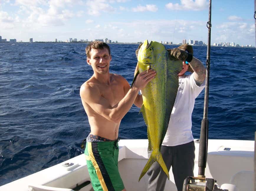imagen n.º 19 de Fort Lauderdale: Charter compartido de pesca deportiva de 4 horas actividad en Fort Lauderdale, subida por el proveedor