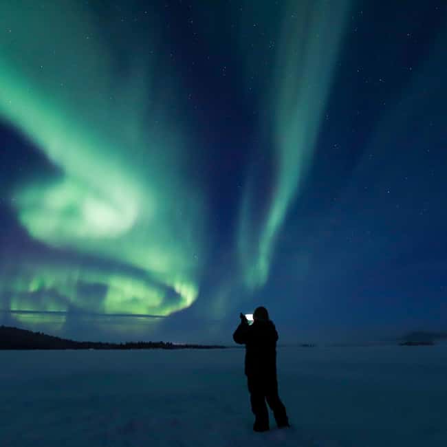 image n.24 of Saariselkä,Kakslauttanen: Aurora Hunting & Photography Tour. activity in Saariselkä, uploaded by supplier