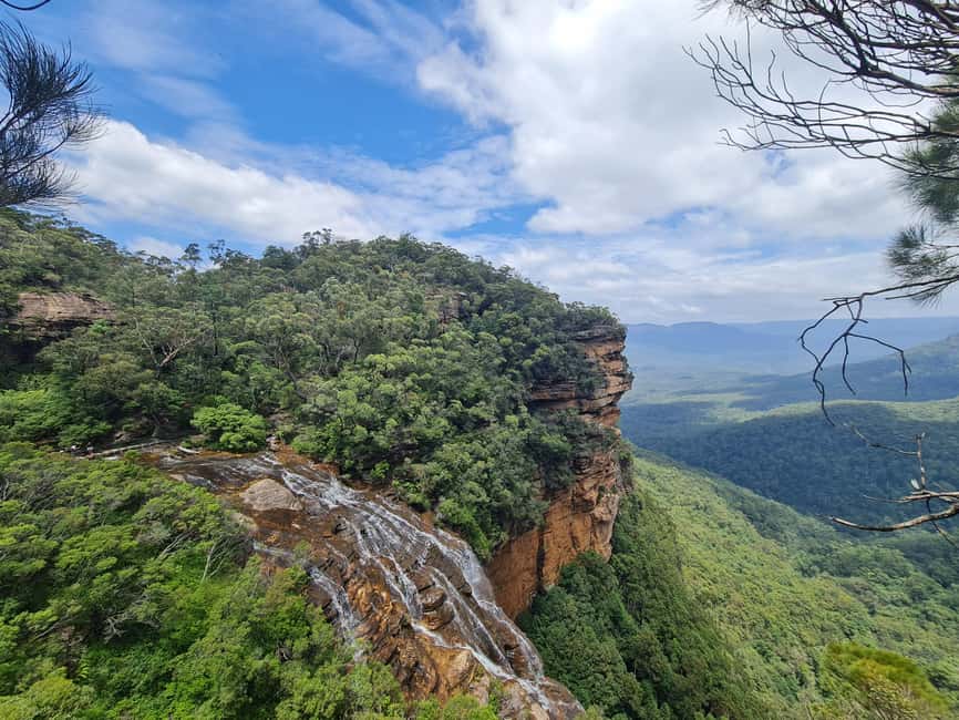 image n.40 of From Sydney: Blue Mountains Tour with Waterfall Walk & Lunch activity in Wentworth Falls, uploaded by supplier