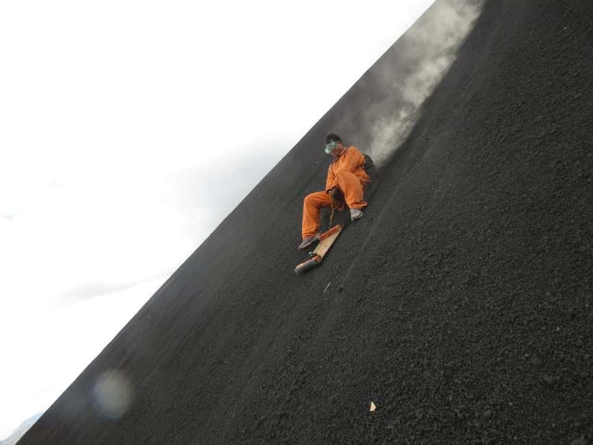 image n.2 of Leon: Volcano Board Adventure on Cerro Negro activity in León (Department), uploaded by supplier