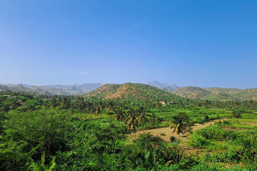 image n.5 of Island tour with German-speaking guide for cruise guests activity in Santiago Island, Cape Verde, uploaded by supplier