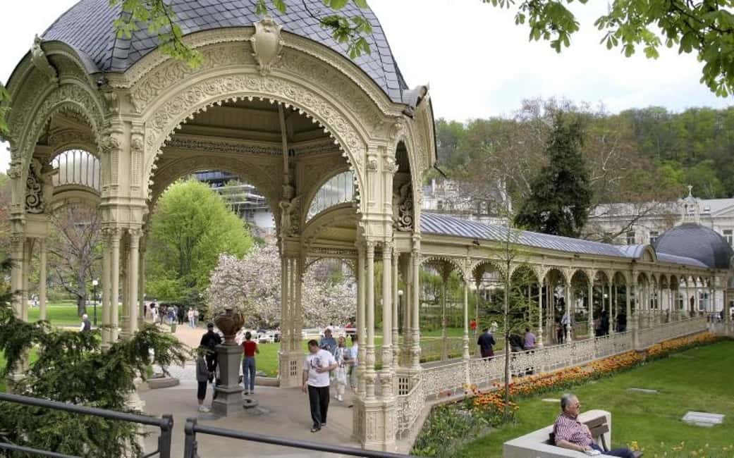 Karlovy Vary içindeki Prag'dan Öğle Yemekli Karlovy Vary & Marianske Lazne Turu etkinliğinin tedarikçi tarafından yüklenen 13 no'lu görseli