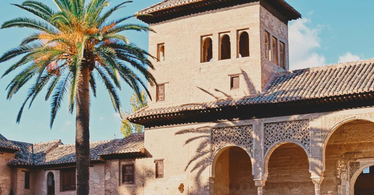 afbeelding n.5 van Granada: Alhambra & Nasrid Paleizen Rondleiding in kleine groep activiteit in Granada, geüpload door aanbieder