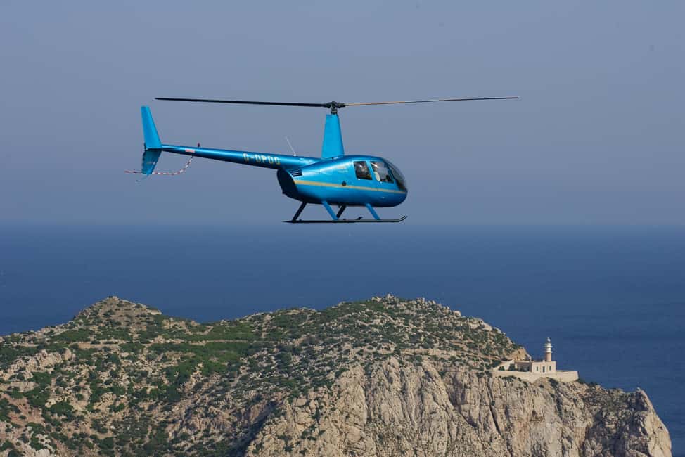 bild nr.6 av Mallorca: Upplevelse med helikoptertur i natursköna omgivningar aktivitet i Palma de Mallorca, uppladdad av arrangören