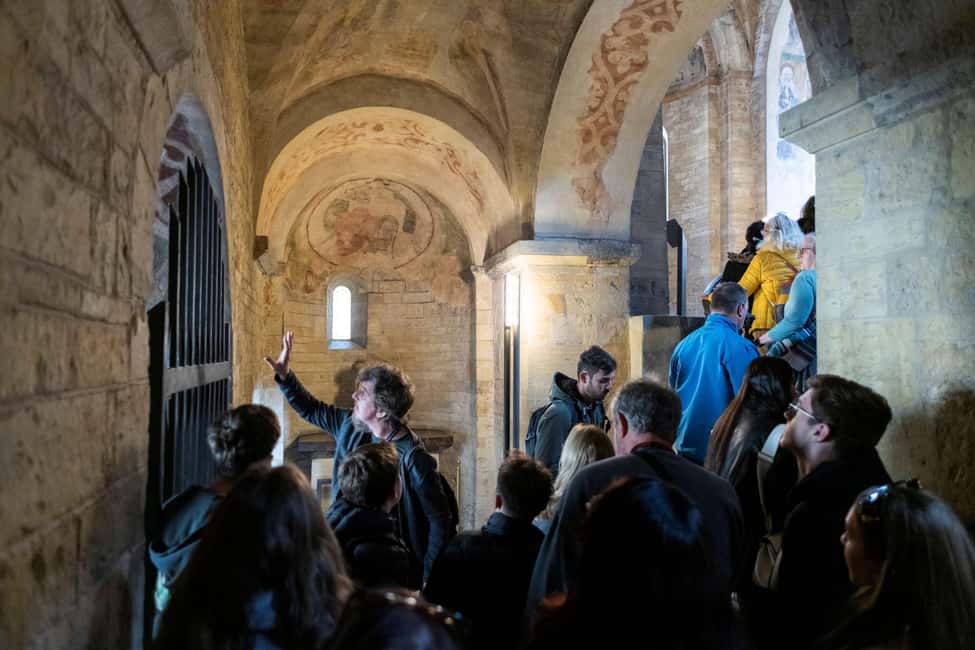 Prag içindeki Prag Kalesi İç Mekanları, Otobüs Turu ve Vltava Nehri Gezisi etkinliğinin tedarikçi tarafından yüklenen 18 no'lu görseli