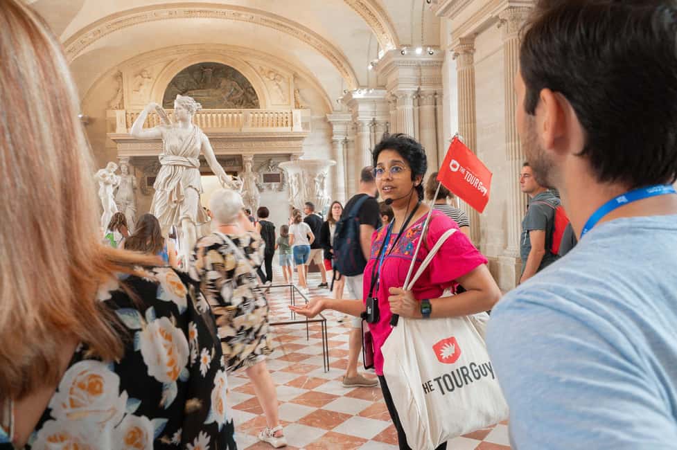 Image N°3 de Visite à pied semi-privée de Paris : Louvre, Tour Eiffel et Bateau activité à Paris, publiée par le prestataire