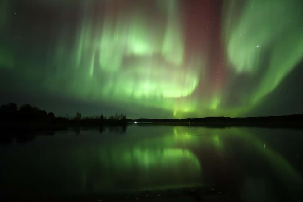 bild nr.3 av Rovaniemi: Aurora jakttur med fotografering med Van aktivitet i Rovaniemi, uppladdad av arrangören