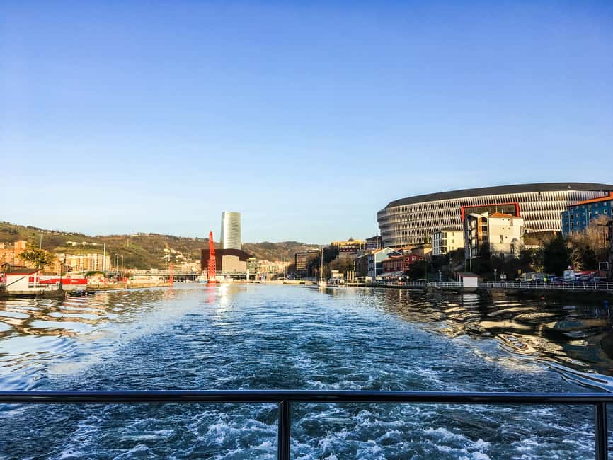 Immagine nº 4 di Bilbao: tour panoramico in barca di 1 o 2 ore attività a Bilbao, caricata dal fornitore