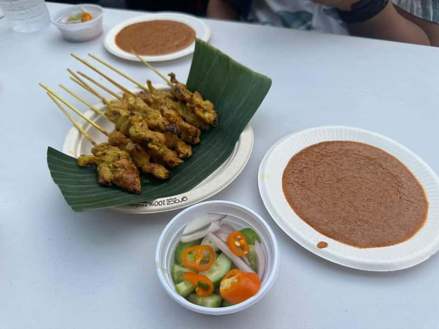 imagem n.3 de Bangkok Authentic Tasting Thai-Chinatown Walking Food Tour atividade em Bangkok, carregada pelo fornecedor