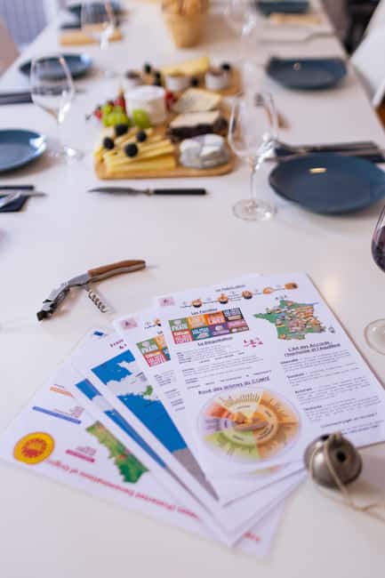 Image N°8 de Tour de France des fromages et des vins avec Tasty Games activité à Paris, publiée par le prestataire