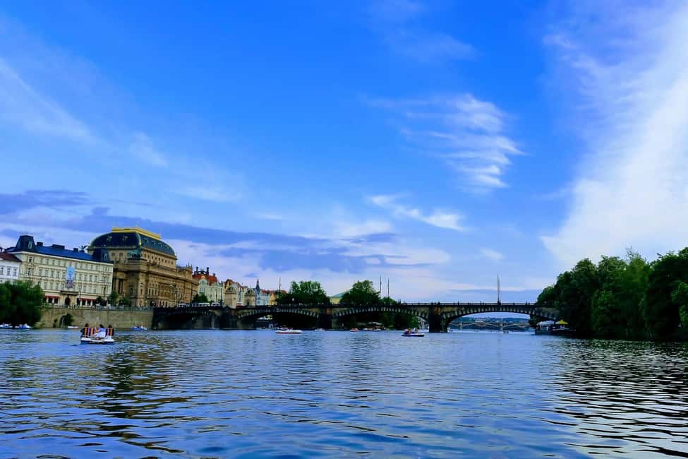 Bild Nr. 7 von Prag: Historische Bustour durch die Innenstadt mit den Top-Sehenswürdigkeiten Aktivität in Tschechien, hochgeladen vom Anbieter