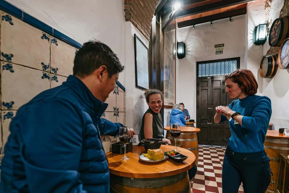 bild nr.3 av Málaga: Traditionell andalusisk tapas- och vintur aktivitet i Málaga, uppladdad av arrangören