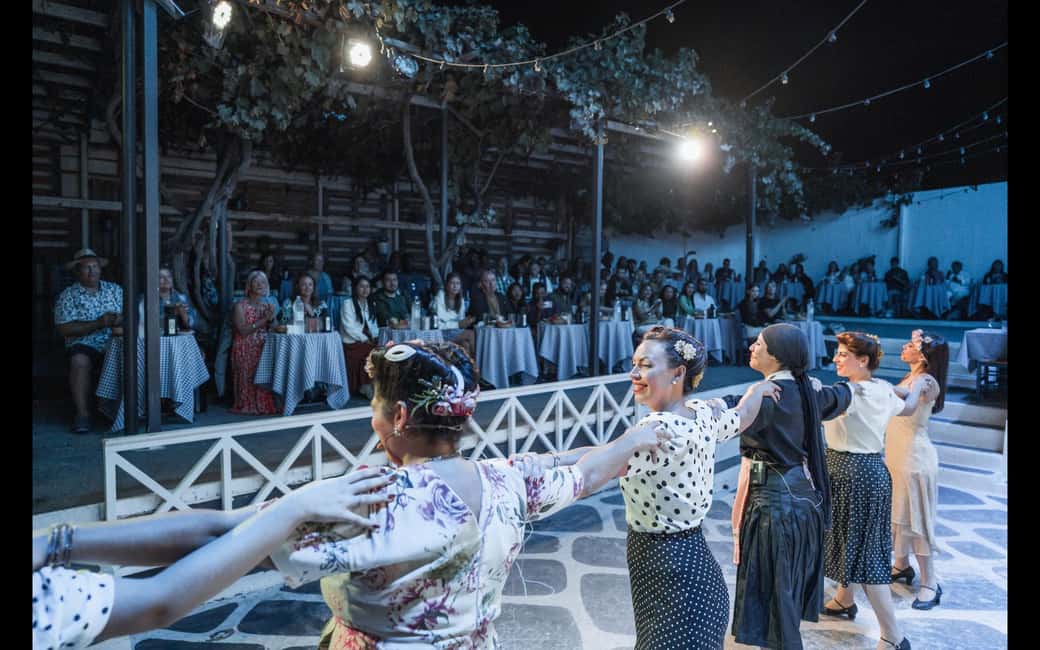 image n.9 of Santorini: The Greek Wedding Show activity in Fira, uploaded by supplier