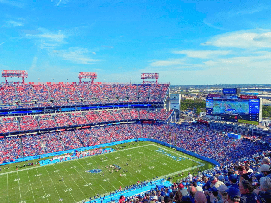 最安価格 Titans Tennessee Nashville: Football Stadium Nissan at Game ミュージック