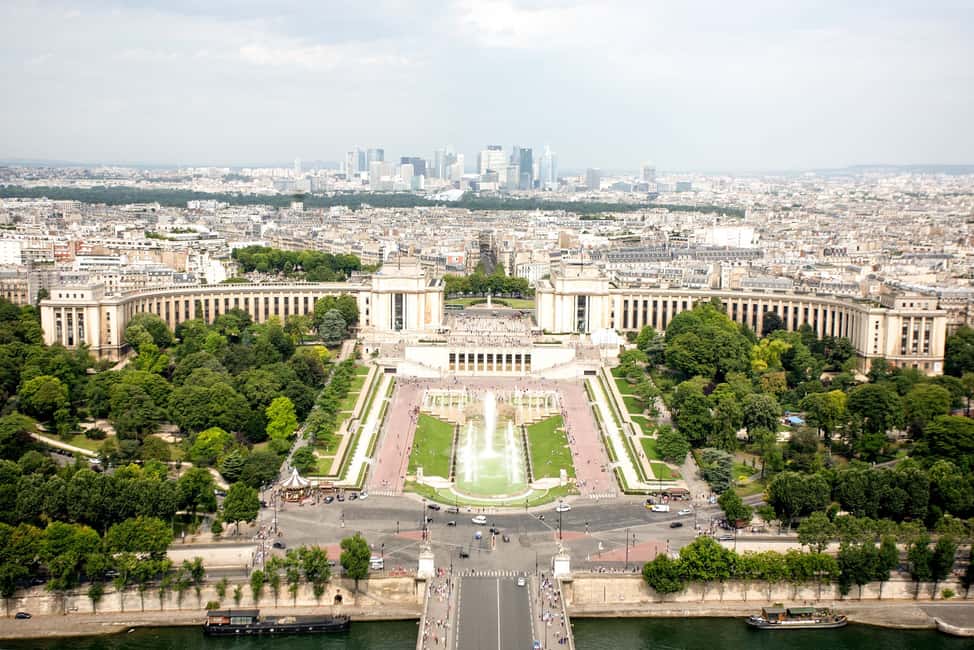 imagem n.7 de Paris: Acesso à Torre Eiffel por elevador e cruzeiro pelo Rio Sena atividade em Paris, carregada pelo fornecedor