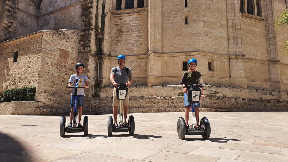 imagen n.º 5 de Málaga: tour guiado en Segway por el castillo de Gibralfaro actividad en Málaga, subida por el proveedor