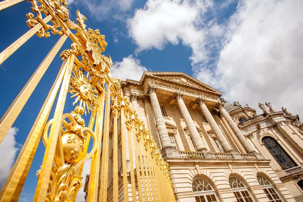image n.1 of Paris: Gardens of Versailles Walking Tour & Palace Entry activity in Paris, uploaded by supplier
